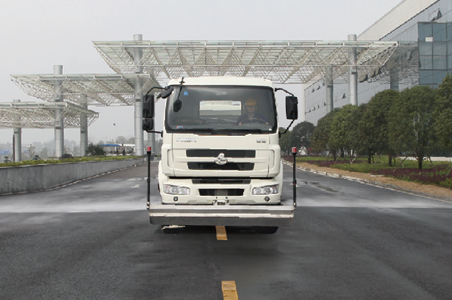 对冲喷嘴冲刷车路